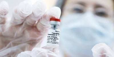 На вакцинацию от коронавируса в Москве записались около 500 тысяч человек