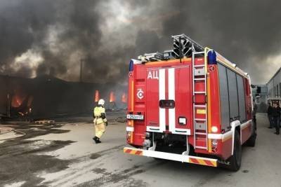 В Кабардино-Балкарии пенсионерка и ребенок погибли в пожаре