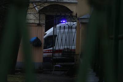 За сутки в Петербурге зафиксировали 45 смертей от коронавируса