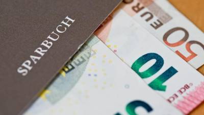 Минусовые ставки в ЕЦБ: немецкие пенсионеры теряют огромные деньги