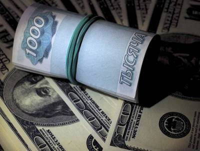 Эксперты поделились прогнозами о будущем рубля и доллара в 2021 году