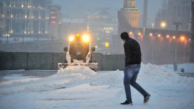 В Москве городские службы перевели на усиленный режим из-за морозов