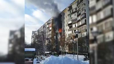 Очевидцы опубликовали видео смертельного пожара в Новой Москве