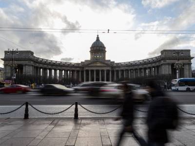 «Блокада снята»: в центре Петербурга восстановили движение транспорта