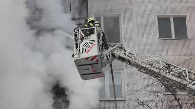 Вертолеты эвакуировали четырех пострадавших при пожаре в поселке Мосрентген