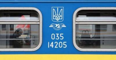Поезда все еще задерживаются из-за аварии в Днепропетровской области