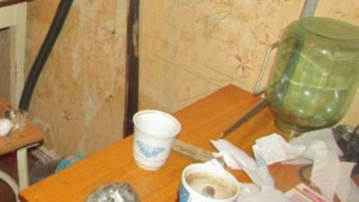 Житель Курской области открыл наркопритон в своей квартире