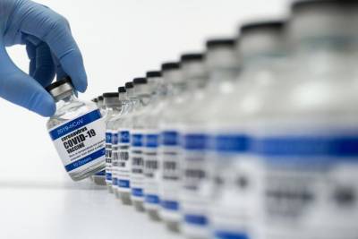 В Саксонии-Анхальт чиновники использовали вакцину от COVID-19 для себя
