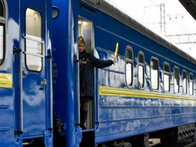 Из-за аварии под Днепром задерживается ряд поездов: перечень маршрутов