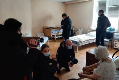 На Днепропетровщине обнаружили дом престарелых, работавший с кучей нарушений