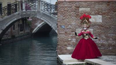 Венецианский карнавал впервые проходит в онлайн-формате