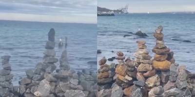 Пляж Собачий в Одессе похож на Стоунхендж - Жители показали видео - ТЕЛЕГРАФ