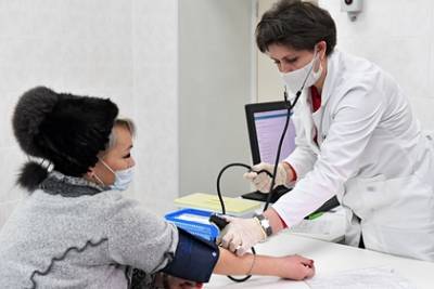 Россиянам перечислили рискованные способы лечения «коварной болезни»