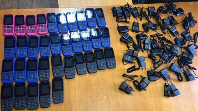 В Тульской области в колонию пытались передать 35 телефонов в одной посылке