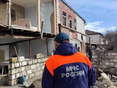 Специалисты МЧС восстановили в Карабахе более тысячи разрушенных объектов