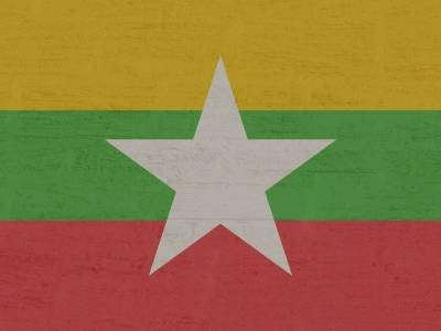 Полиция открыла огонь по протестующим в Мьянме