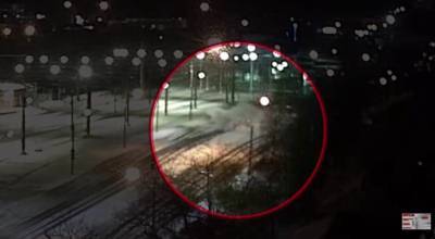 Жуткая ночная авария в Петрозаводске: человека выбросило из машины на дорогу