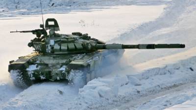 Соединения ВДВ выполнили стрельбы из новых танков под Псковом