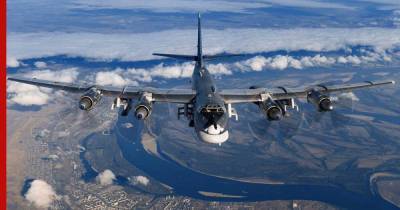 Полет бомбардировщика Ту-95МС из ядерной триады попал на видео