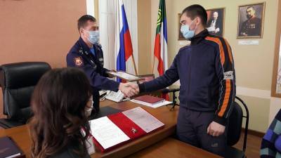 В Хакасии родным ветерана вернули потерянный орден