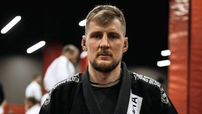 Гаджиев считает, что через один бой Волков будет готов драться за титул чемпиона UFC
