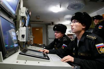 Российские связисты провели учения по взаимодействию с боевыми кораблями