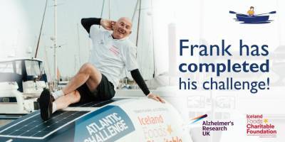 70-летний британец на лодке в одиночку пересек Атлантический океан. Он стал самым старшим человеком, кому это удалось