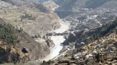 В Индии сошел огромный ледник: пропали без вести около 150 человек