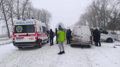 ДТП в Тернопольской области из-за снежного заноса: семь пострадавших