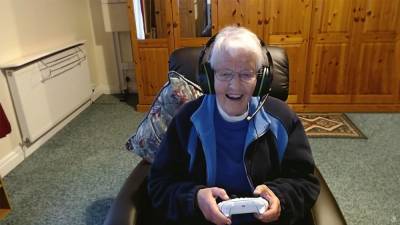 Бабушка и внук стали близки как никогда, благодаря видеоиграм и Xbox Series X