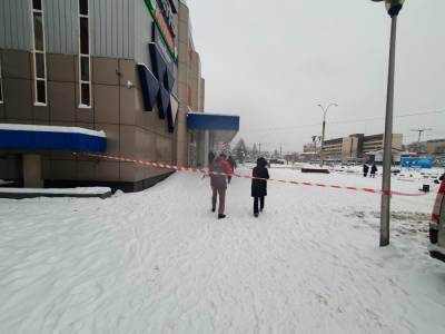 В Черновцах произошел взрыв в торговом центре: причину устанавливают