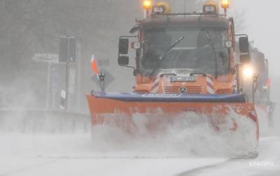Снегопады нарушили движение в Германии и Нидерландах