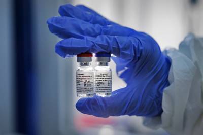 В Венгрии одобрили использование российской вакцины от коронавируса, - СМИ