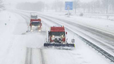 Снежная буря спровоцировала транспортный коллапс в Нидерландах