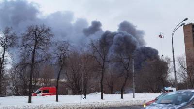 На складе в Москве ликвидирован пожар площадью 1 тыс. кв. м