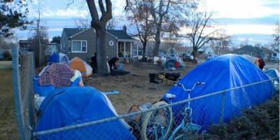 Американец устроил возле своего дома палаточный лагерь для бездомных. Он хочет, чтобы люди избавились от стереотипов