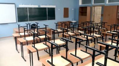 Сахалинские школы эвакуированы из-за сообщений о минировании