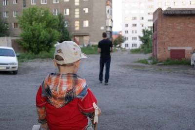 Смолянин оказался за решеткой из-за нежелания содержать 3-летнего сына