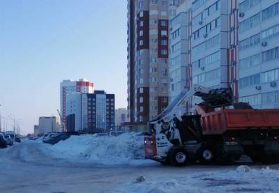 Сегодня с 13 улиц Ульяновска вывезут снег