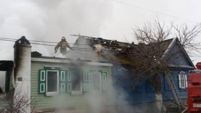В Астрахани нашли тело пенсионера при тушении пожара в жилом доме в Ленинском районе