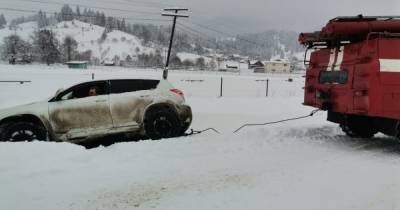 ГСЧС предупредила о проблемах на дорогах из-за снегопада