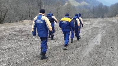 В горах Чечни пропала группа из 14 человек — видео поисковой операции - 5-tv.ru - респ. Чечня - район Сунженский - район Ачхой-Мартановский