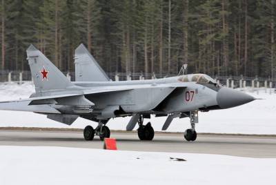 Севфлот провел первую ротацию перехватчиков МиГ-31БМ на Новой Земле