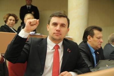 Стало известно, за что был задержан депутат от КПРФ Николай Бондаренко