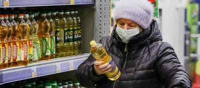 Россияне в январе стали меньше покупать сахара и масла