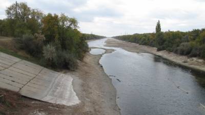 Заблокированный Украиной Северо-Крымский канал еще долго не увидит воду