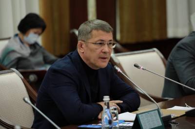 Радий Хабиров подписал новый антитабачный закон