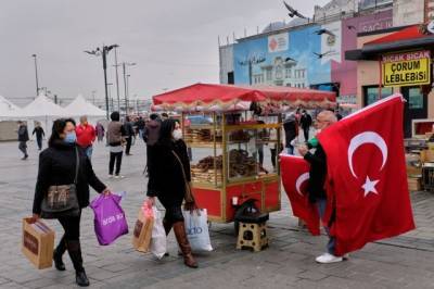 Стало известно, сколько россиян заразились коронавирусом на курортах Турции