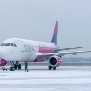 Из-за снегопада в аэропортах «Борисполь» и «Киев» возможны изменения в расписании рейсов