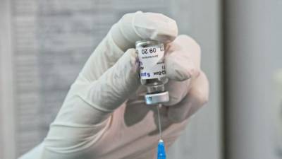 Пять тысяч желающих: Севастополь начал массовую вакцинацию от COVID